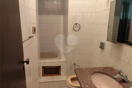 Sobrado à venda com 6 quartos, sendo 4 suítes,  em Instituto de Previdência, São Paulo, SP