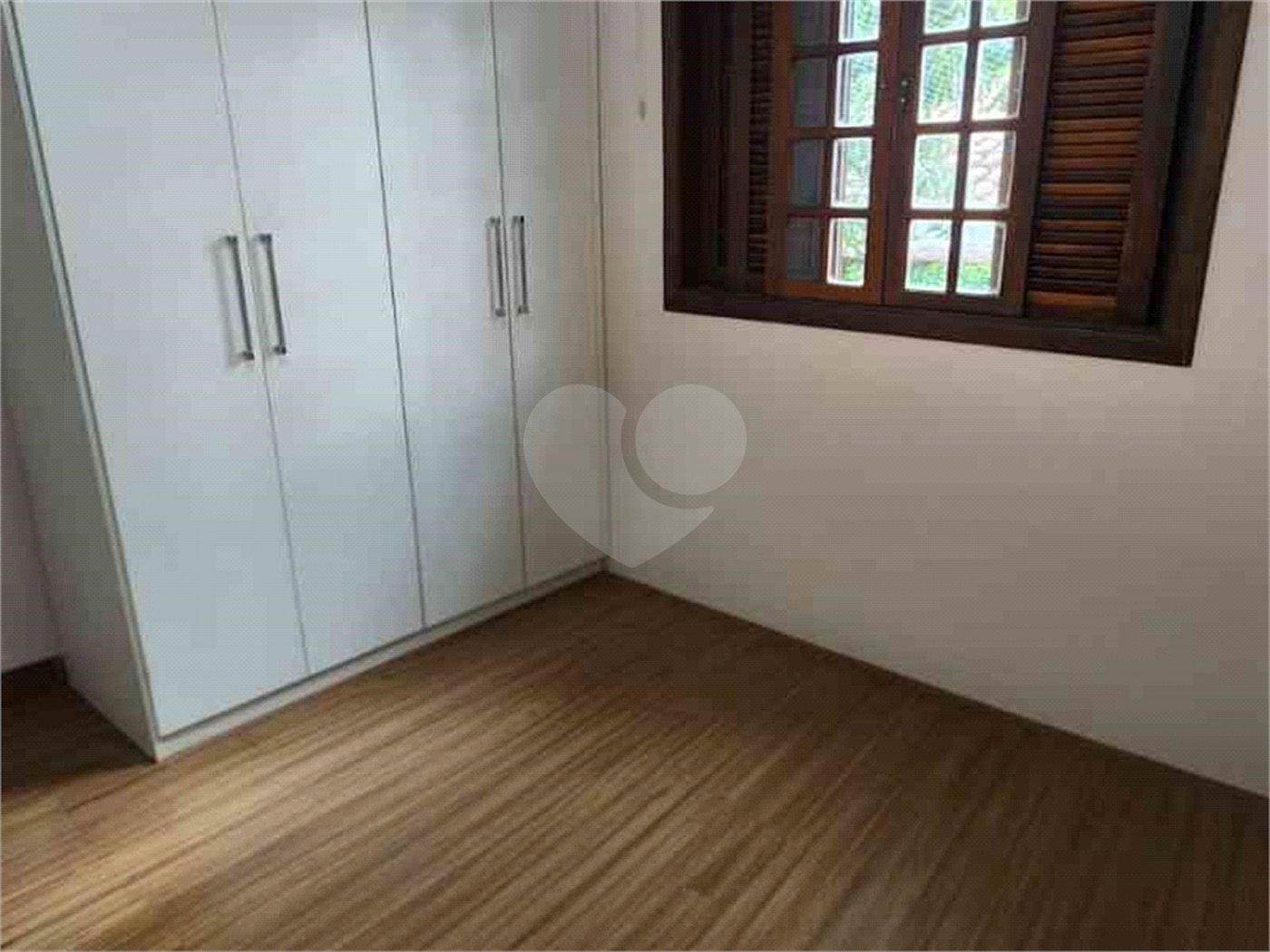 Casa à venda ou para alugar com 4 quartos, sendo 1 suíte,  em Tremembé, São Paulo, SP