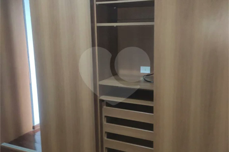 Casa à venda com 3 quartos, sendo 2 suítes, em Jaraguá, São Paulo, SP