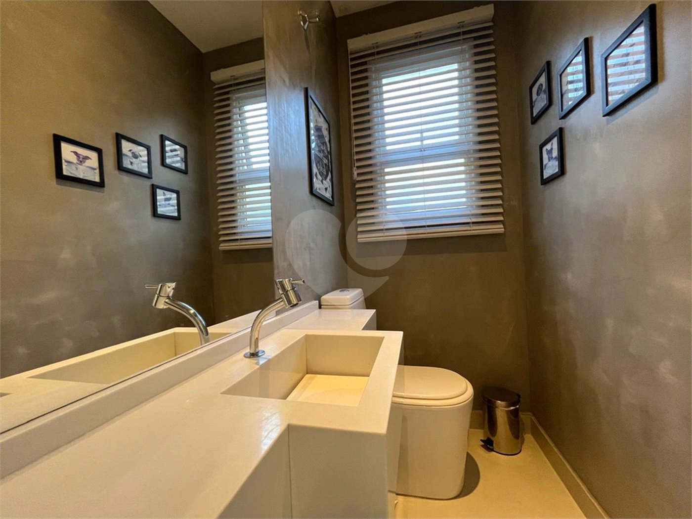 Casa à venda com 3 suítes no condomínio Domus, São Paulo - SP