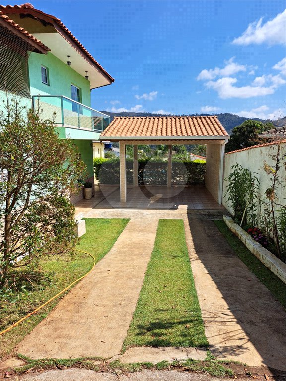 Chácara à venda com 3 quartos, sendo 2 suítes,  em Chácaras Fernão Dias, Atibaia, SP