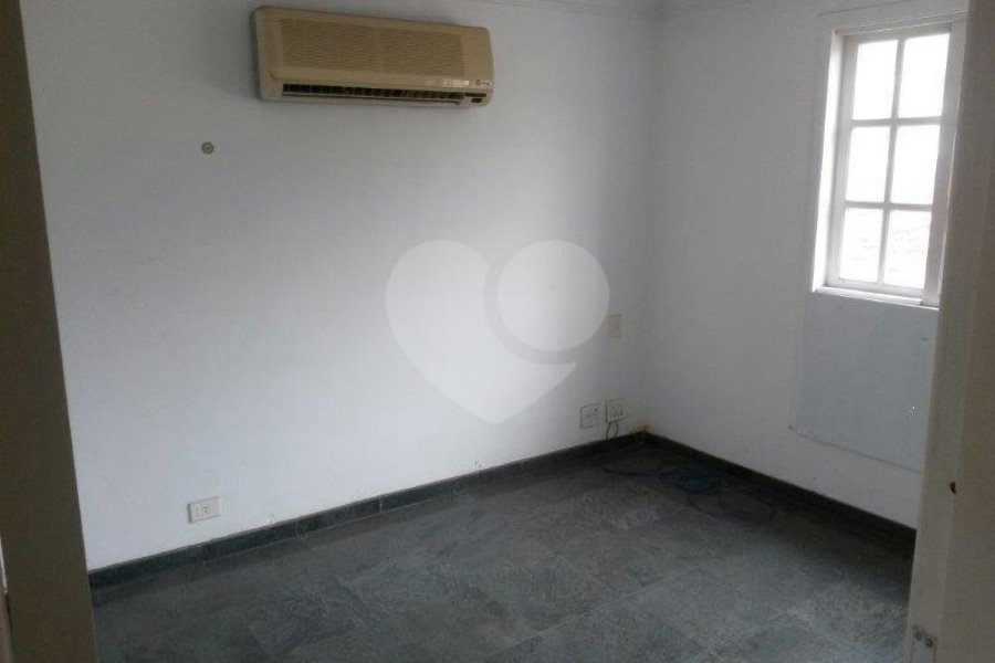 Casa à venda com 7 quartos no condomínio Nova Cantareira, São Paulo - SP