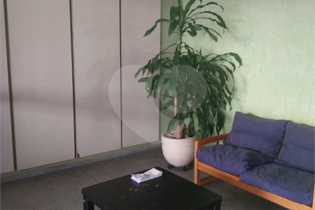 Apartamento à venda com 3 quartos, sendo 1 suíte, em Vila Paulicéia, São Paulo, SP