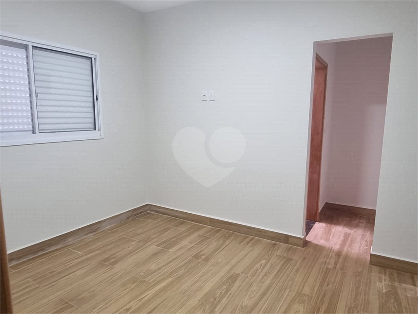 Casa à venda com 3 quartos, sendo 1 suíte, em Campos Ville, Araraquara, SP