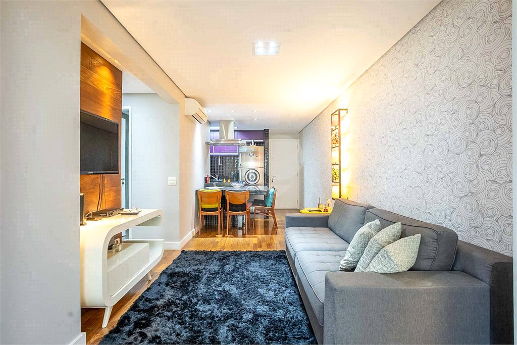 Apartamento à venda ou para alugar com 2 quartos, sendo 1 suíte, em Vila Olímpia, São Paulo, SP