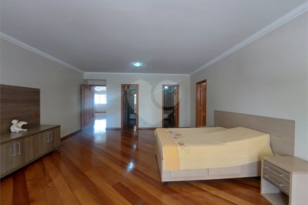 Casa à venda com 3 suítes no condomínio Rio Mar..., Rio de Janeiro - RJ
