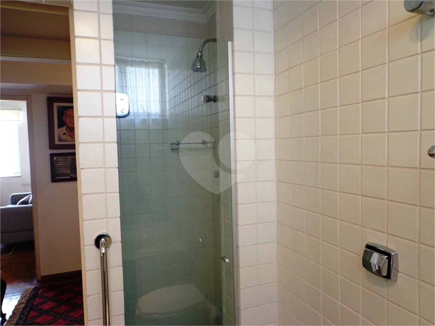 Apartamento à venda com 3 quartos, sendo 1 suíte, em Santa Cecília, São Paulo, SP