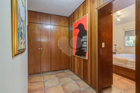 Casa de Vila à venda com 4 quartos, sendo 2 suítes,  em Jardim Marajoara, São Paulo, SP