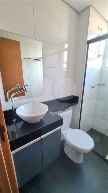 Apartamento à venda com 2 quartos em Jardim Karolyne, Votorantim, SP