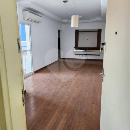 Apartamento à venda com 3 quartos, sendo 1 suíte, em Jardim dos Manacás, Araraquara, SP