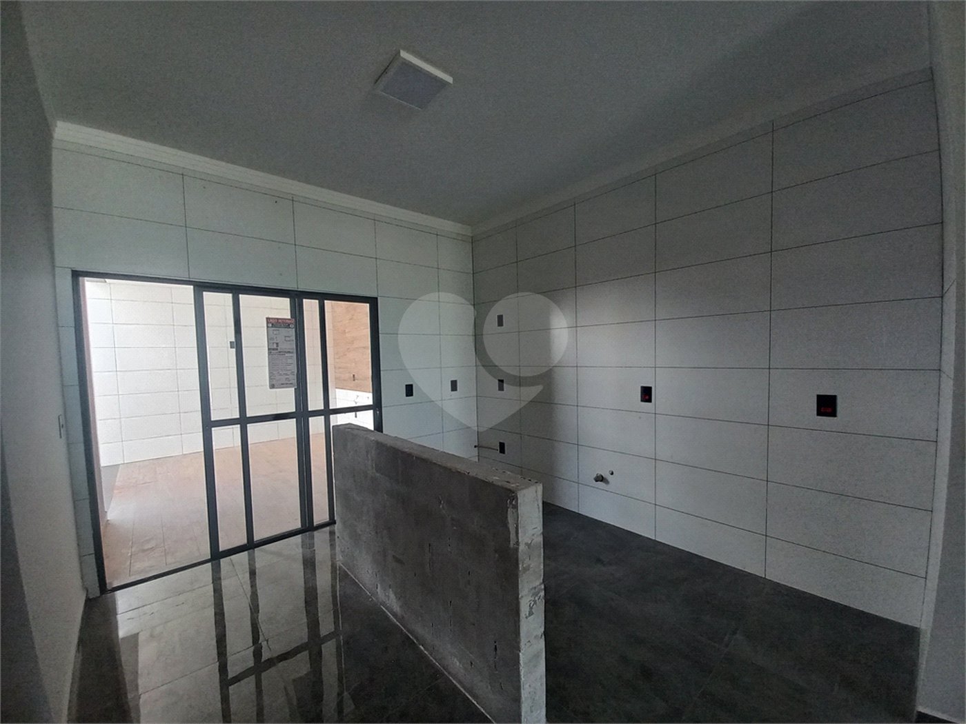 Casa à venda com 3 quartos, sendo 1 suíte, no condomínio Horto Florestal Villagio, Sorocaba - SP