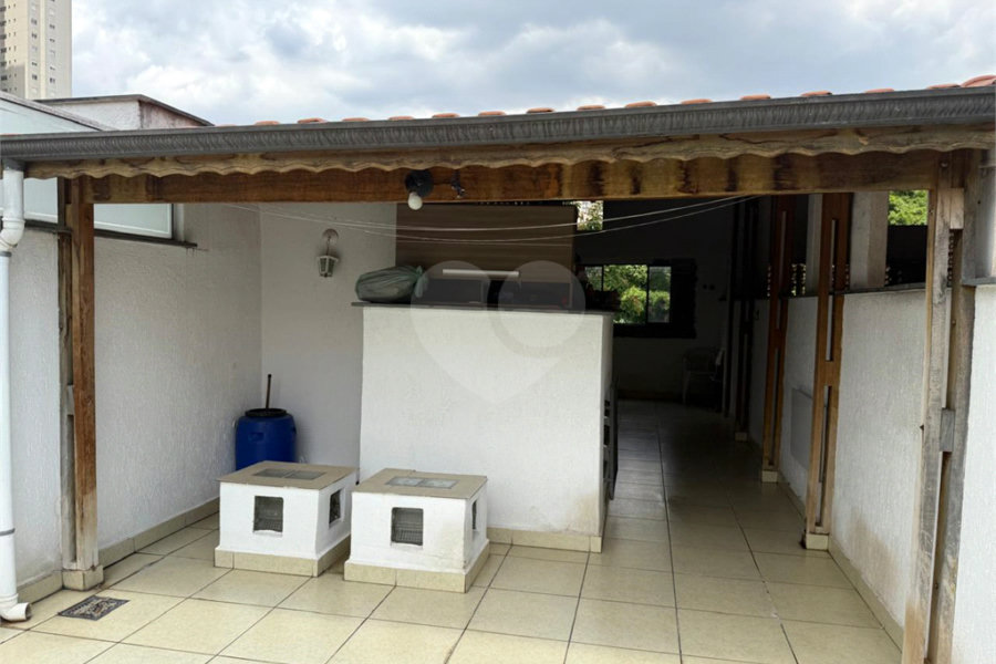 Casa à venda com 3 quartos, sendo 1 suíte, no condomínio Felipe, São Paulo - SP