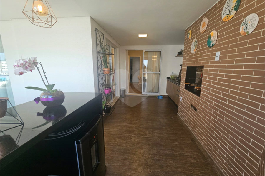 Apartamento à venda com 3 suítes em Santana, São Paulo, SP