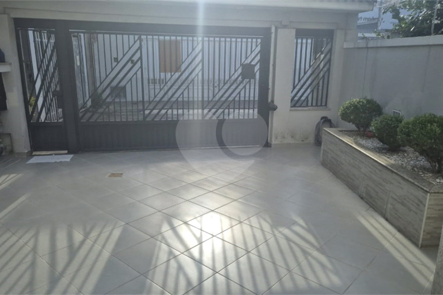 Sobrado à venda com 3 quartos, sendo 1 suíte, em Tremembé, São Paulo, SP