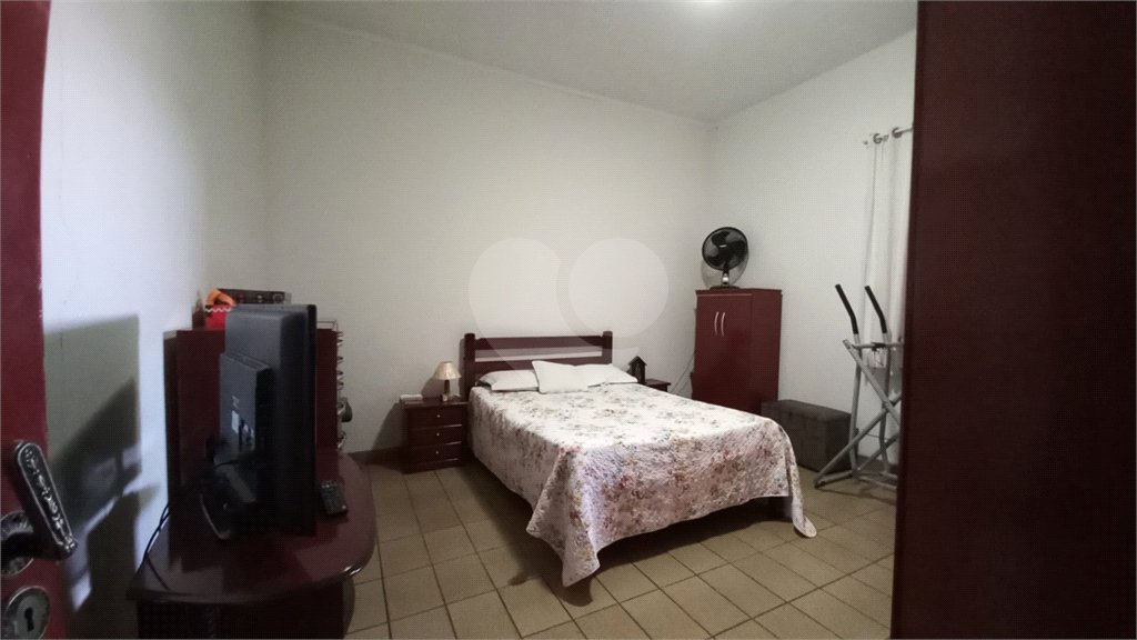 Sobrado à venda com 6 quartos, sendo 1 suíte,  em Vila Medeiros, São Paulo, SP