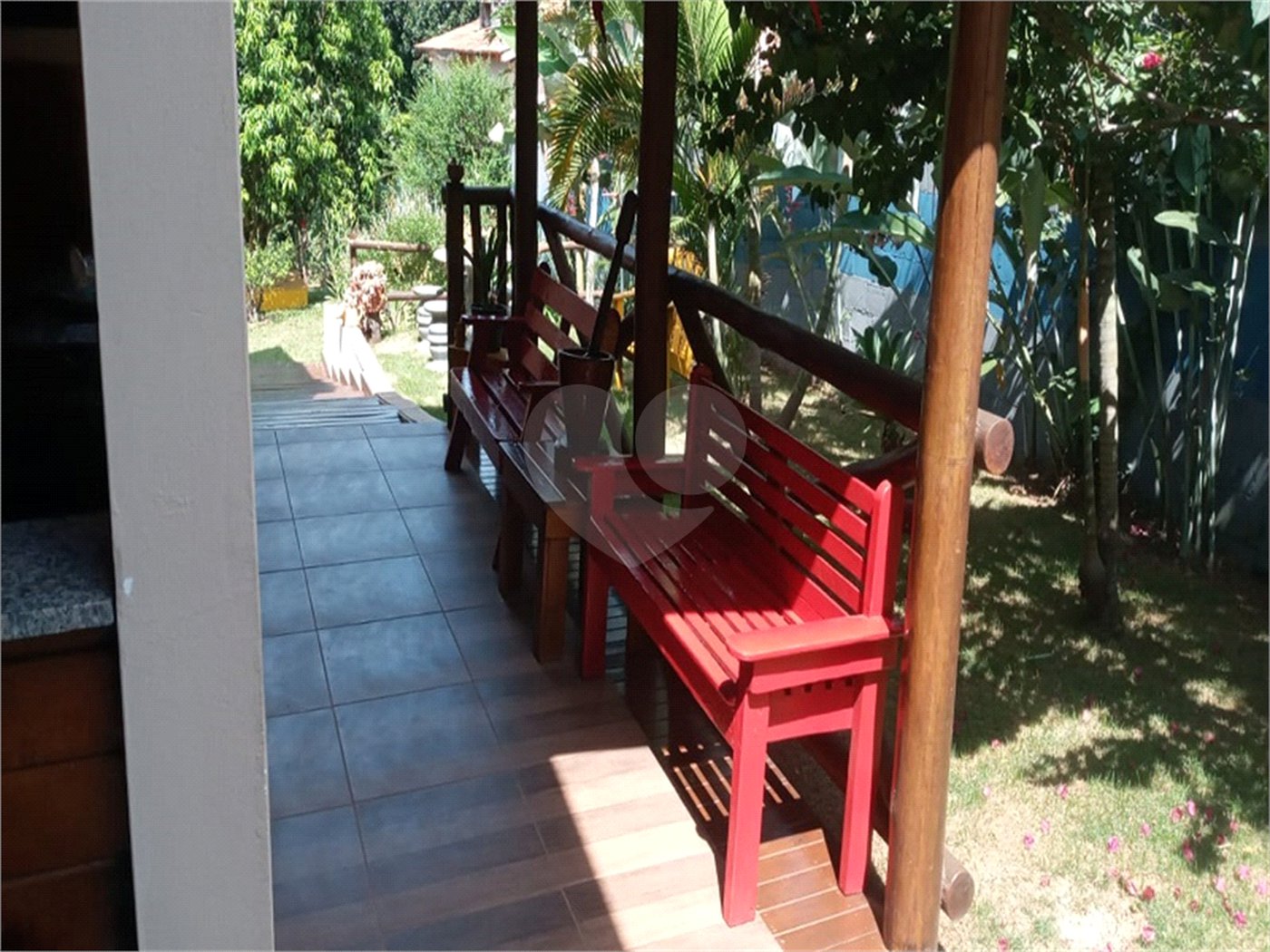 Chácara à venda com 3 quartos, sendo 2 suítes,  em Monterrey, Louveira, SP