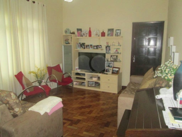 Sobrado à venda com 3 quartos, sendo 1 suíte,  em Horto Florestal, São Paulo, SP