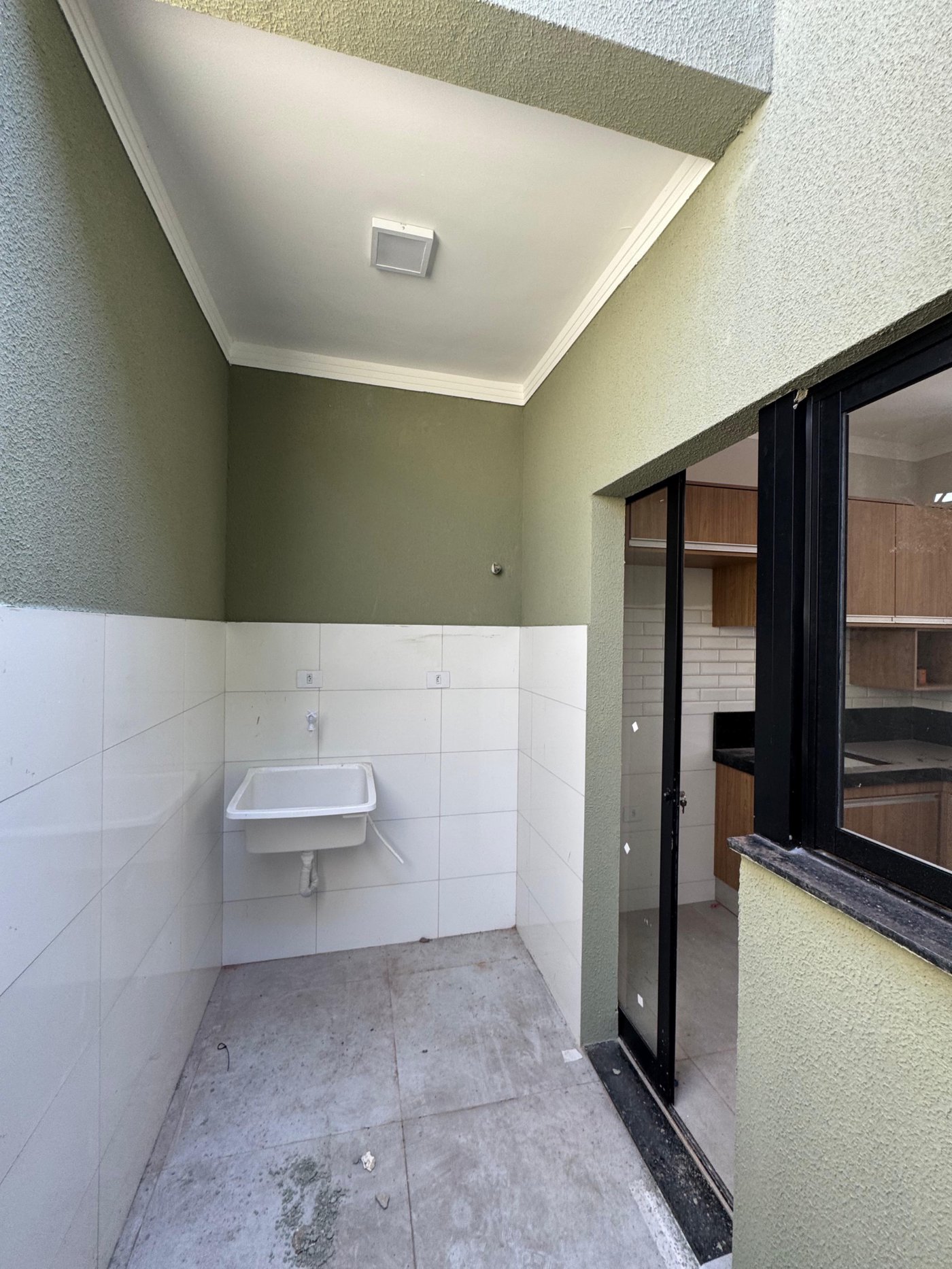 Casa à venda com 2 quartos em Jardim dos Ipes, Três Lagoas, MS
