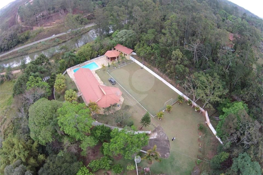 Sítio à venda com 3 quartos, sendo 1 suíte,  em Rio Acima, Mairiporã, SP
