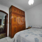 Casa à venda com 3 quartos, sendo 1 suíte, no condomínio Vila Paiva, São Paulo - SP