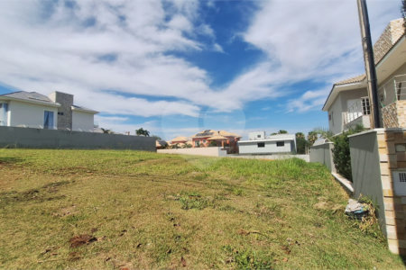Terreno à venda no condomínio Portal dos Bandeirantes II, Porto Feliz - SP