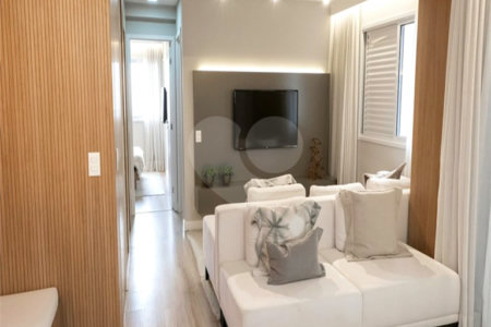 Apartamento à venda com 2 quartos, sendo 1 suíte,  em Campo Grande, São Paulo, SP