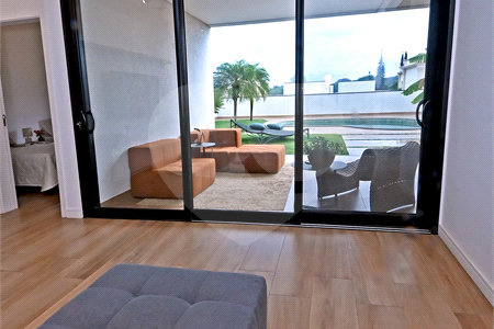 Indaiatuba - SP - Condomínio Helvetia Park - 490 m² Terreno - Sobrado com 307 m² de Área Construída - Escritório com móveis planejados - Sala de estar e jantar ampla e integradas - Cozinha planejada completa, com eletrodomésticos (cooktop, forno, coifa, geladeira, microondas) - Lavanderia