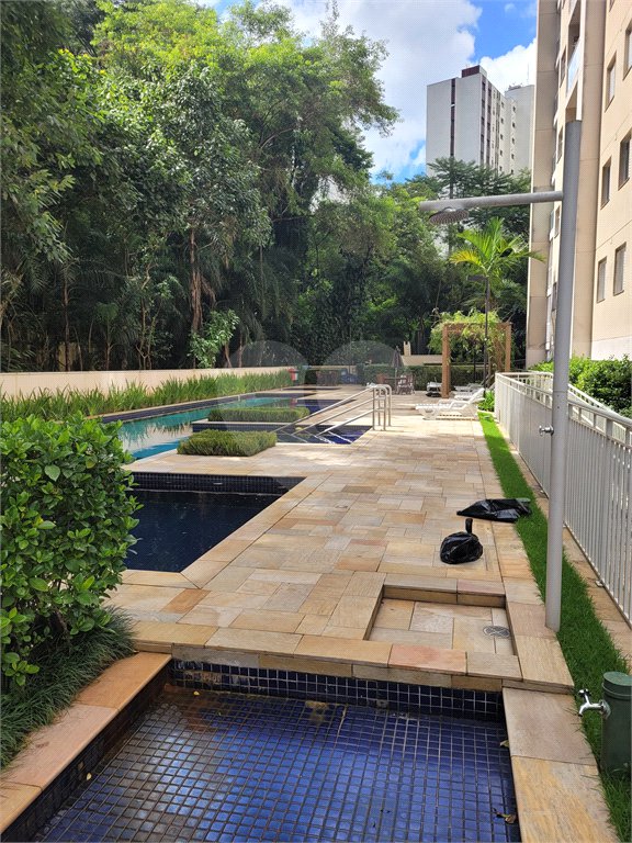 Apartamento para alugar com 3 quartos, sendo 1 suíte, em Lar São Paulo, São Paulo, SP