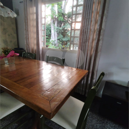 Chácara à venda com 4 quartos, sendo 1 suíte, em Vila Santa Helena, Atibaia, SP