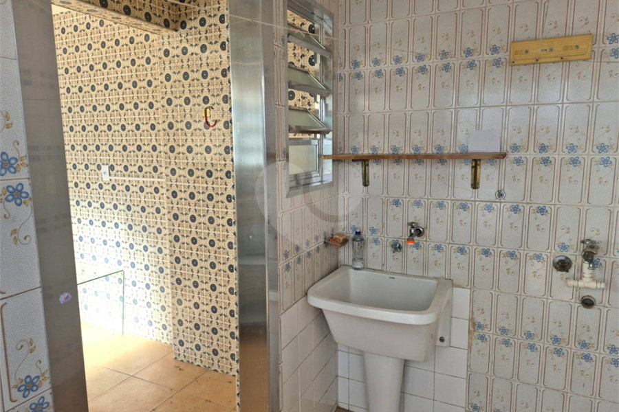 Sobrado à venda com 4 quartos, sendo 1 suíte, em Vila Guilherme, São Paulo, SP