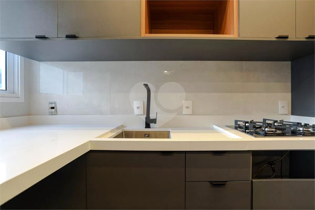 Apartamento para alugar com 1 quarto em Botujuru, Mogi das Cruzes, SP