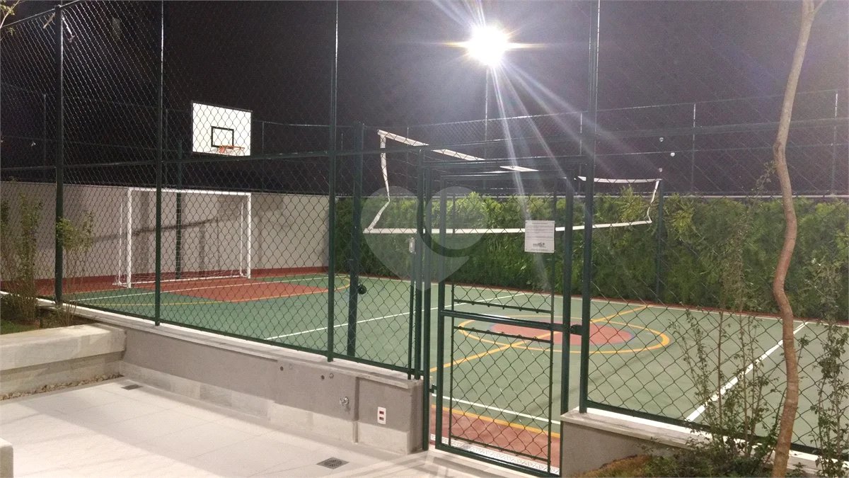 Apartamento à venda no Condomínio Family Garden, Chácara Inglesa, SBC, com 127 m², 3 suítes, varanda gourmet com churrasqueira a carvão, móveis planejados, ar-condicionado, 2 vagas cobertas e lazer completo.