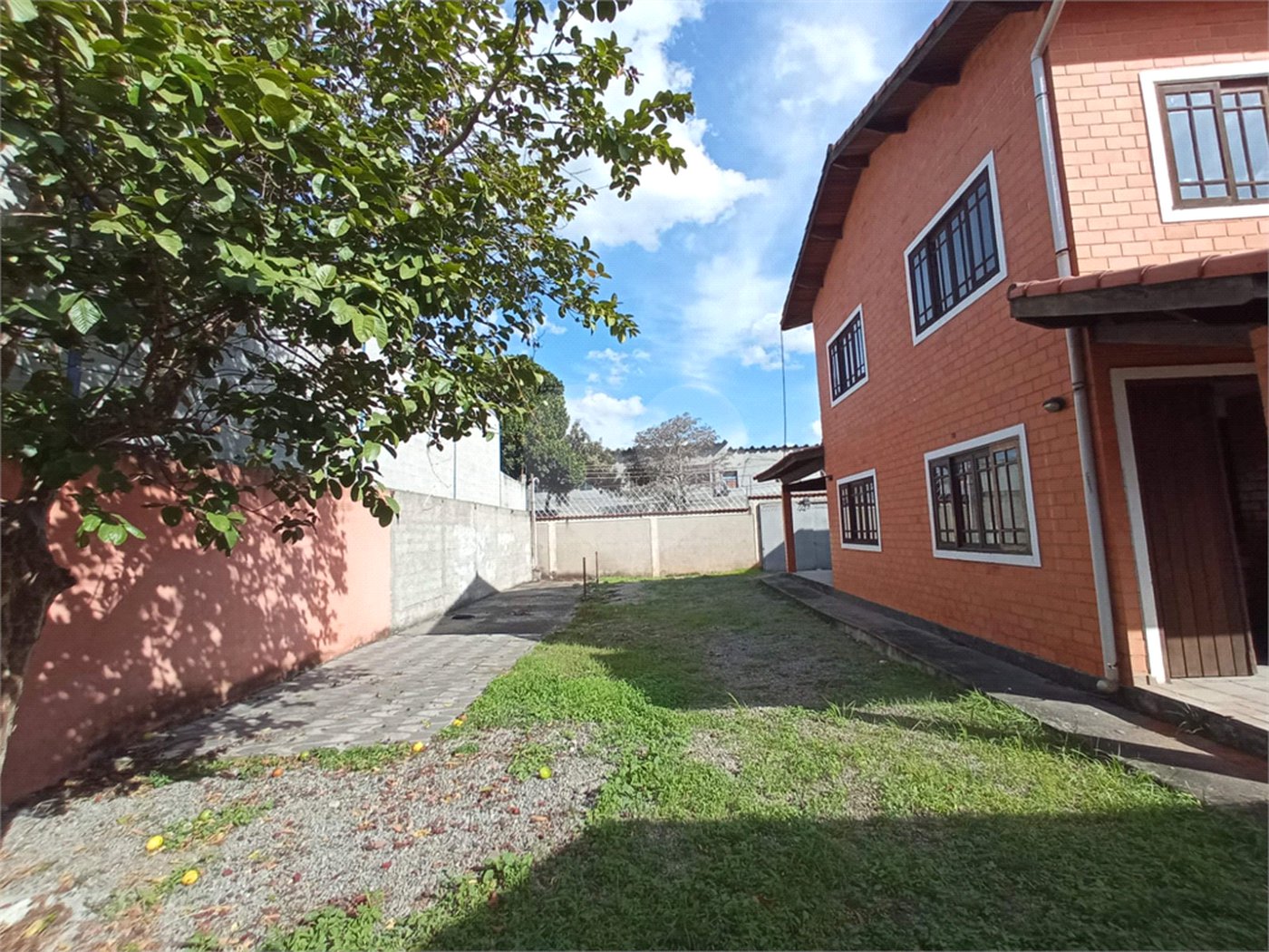 Casa à venda com 3 quartos, sendo 1 suíte, em Limão, São Paulo, SP