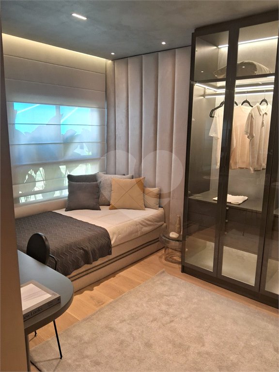 Apartamento à venda com 3 quartos, sendo 2 suítes, em Vila Mariana, São Paulo, SP