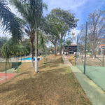 Casa à venda com 4 quartos, sendo 2 suítes, no condomínio Bosque de Grevilea, Vinhedo - SP