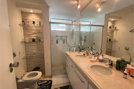 Apartamento à venda com 2 quartos, sendo 1 suíte, em Cerqueira César, São Paulo, SP