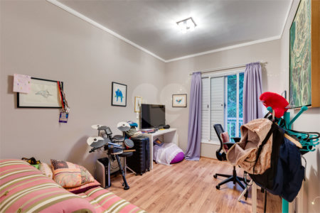 Casa à venda com 3 suítes no condomínio Villa Splendore, São Paulo - SP
