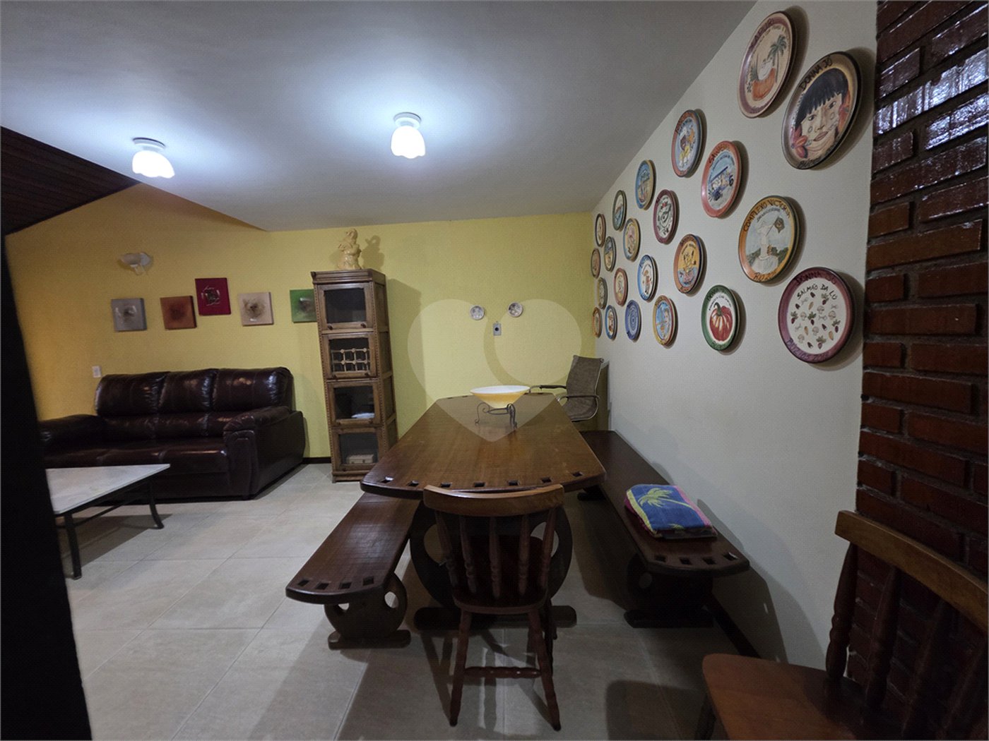 Casa à venda com 4 quartos, sendo 2 suítes, em Geribá, Armação dos Búzios, RJ
