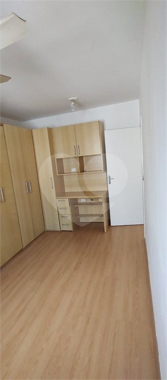 Apartamento de 01 dormitório com terraço e vaga perto do metrô