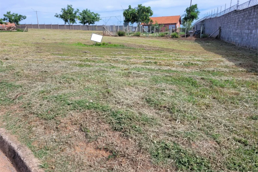 Terreno à venda no condomínio Quinta do Engenho, Rio das Pedras - SP