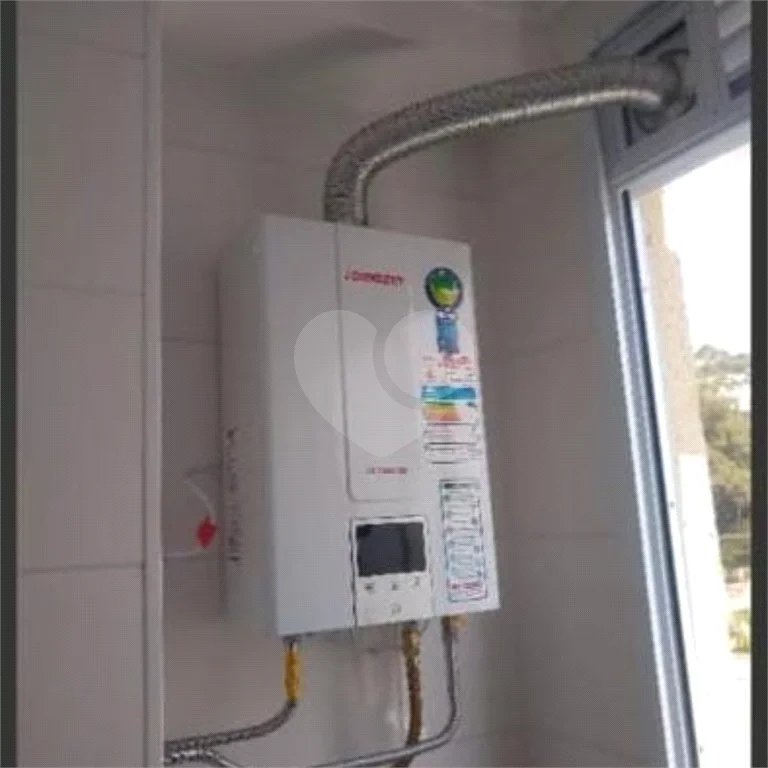 APARTAMENTO COM DOIS DORMITÓRIOS E UMA VAGA NA RAIMUNDO PEREIRA DE MAGALHÃES.