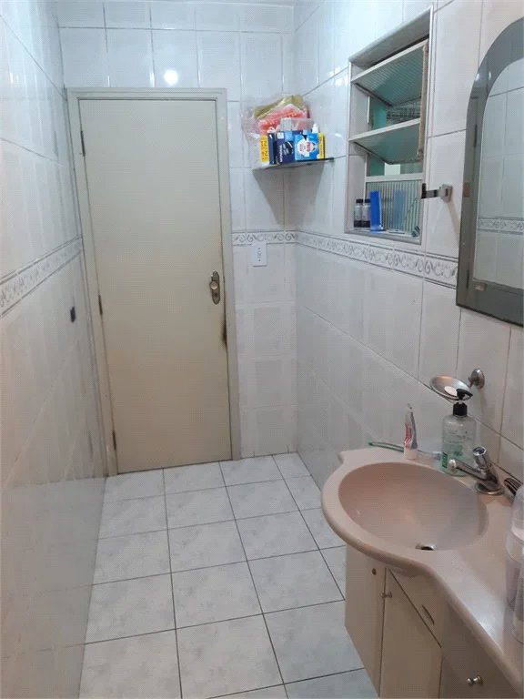 Casa Térrea à venda com 4 quartos em Vila Ernesto, São Paulo, SP