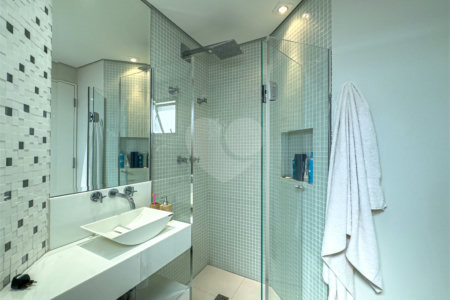 Apartamento à venda com 3 suítes em Sumarezinho, São Paulo, SP