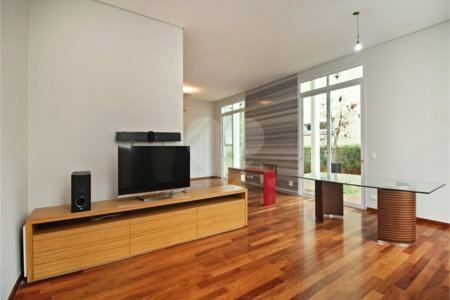 Casa à venda com 3 suítes no condomínio Brooklin Hills, São Paulo - SP