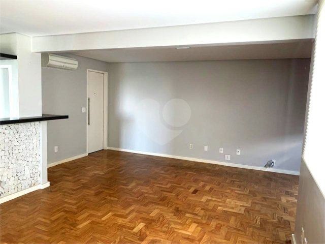 Apartamento à venda com 1 suíte em Chácara Santo Antônio, São Paulo, SP