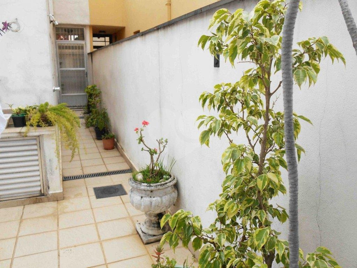 Sobrado à venda com 5 quartos, sendo 2 suítes, em Brooklin, São Paulo, SP