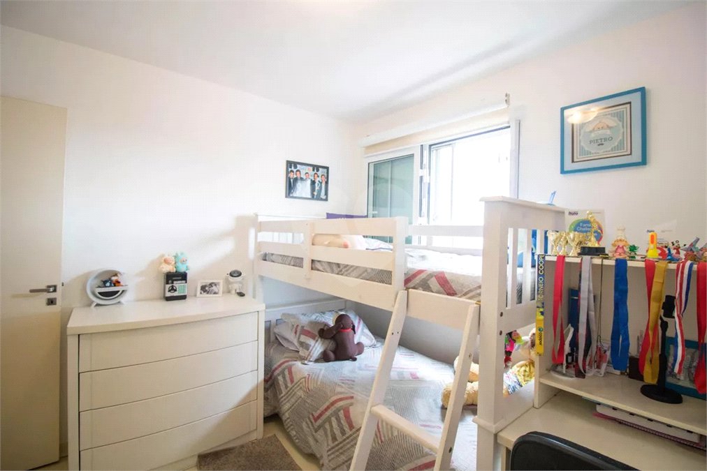 Apartamento à venda com 2 quartos, sendo 1 suíte, em Campo Belo, São Paulo, SP