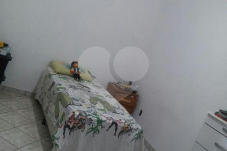 Casa à venda com 4 quartos, sendo 1 suíte, em Wanel Ville, Sorocaba, SP