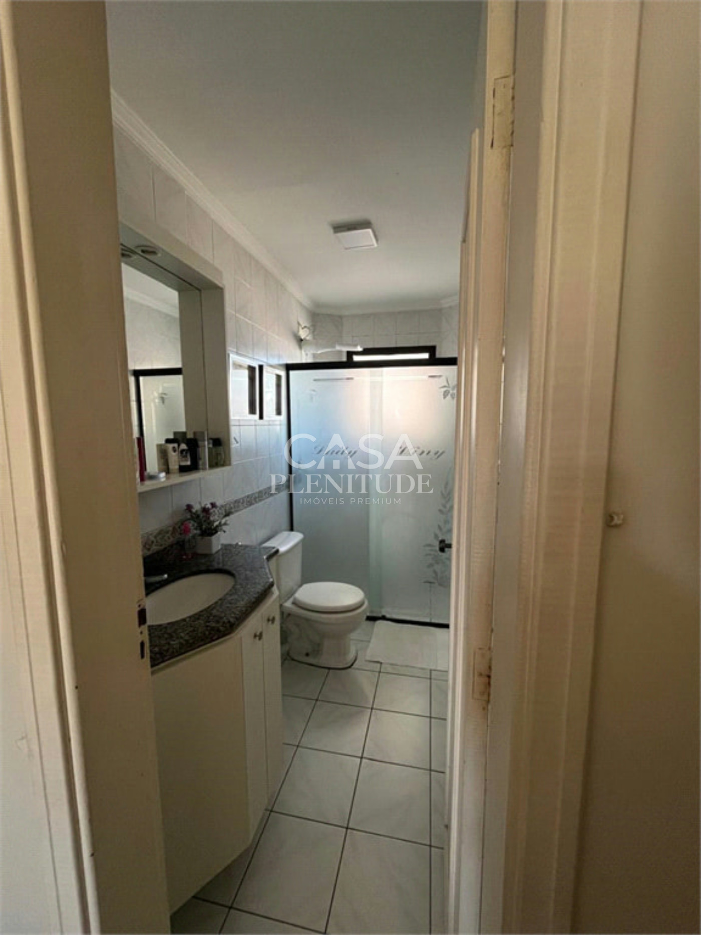 Apartamento à venda com 3 quartos, sendo 1 suíte,  em Vila Barão, Sorocaba, SP