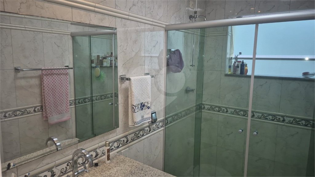 Sobrado à venda com 3 quartos, sendo 1 suíte, em Tremembé, São Paulo, SP